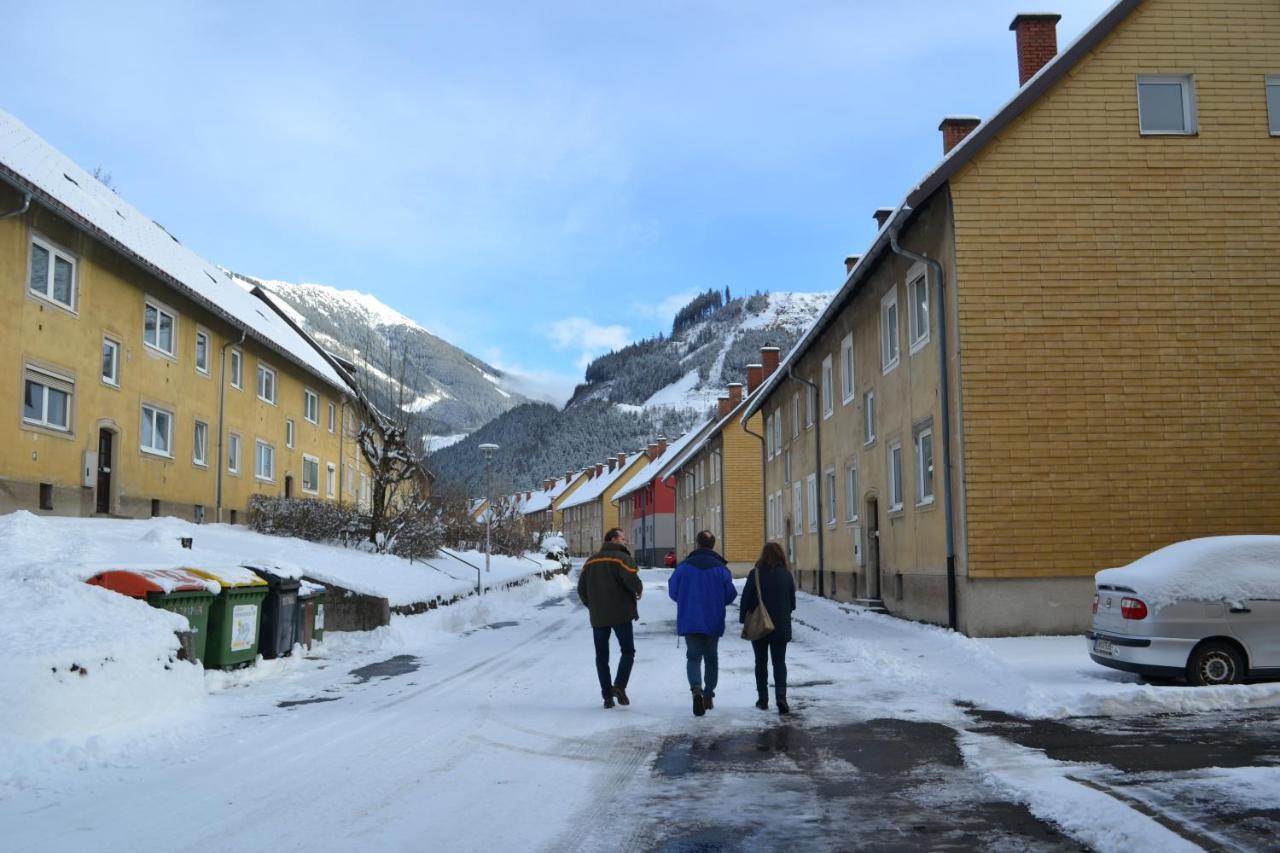 Eisenerz Stefan Apartment / Ferien Wohnung Bagian luar foto